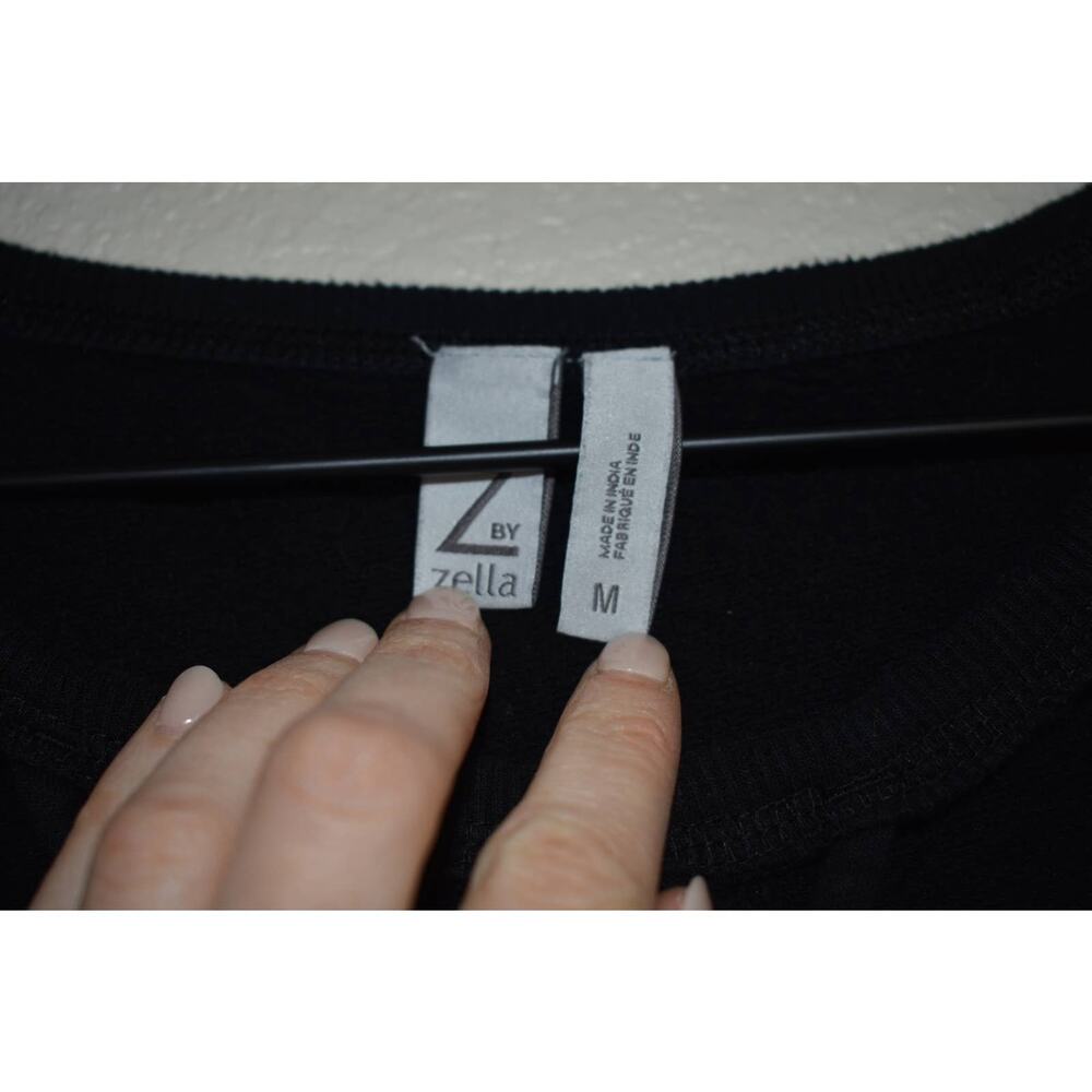 Z by Zella Cropped Black Sweatshirt w/ Cutout Front Size M - Picture 3 of 5